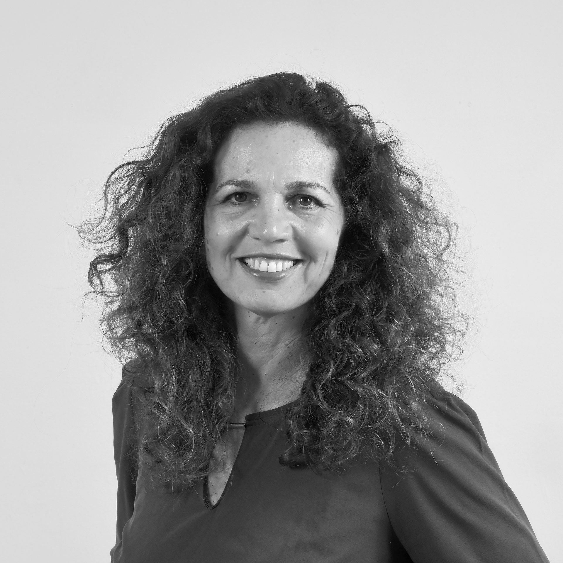 Dr. Hila Oren